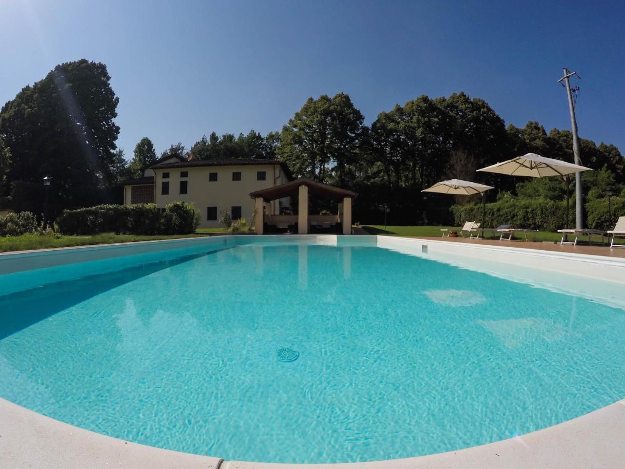 Casale La Fata -Tipico Toscano Immerso Nelle Colline Tra Lucca E Versilia, 6 Appartamenti Indipendenti Camaiore Exteriér fotografie