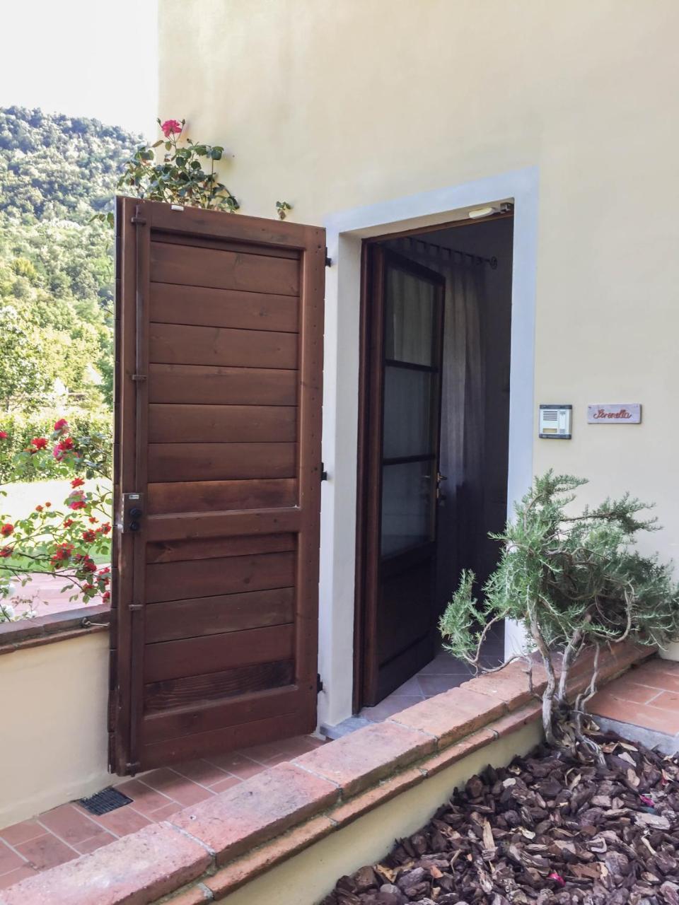Casale La Fata -Tipico Toscano Immerso Nelle Colline Tra Lucca E Versilia, 6 Appartamenti Indipendenti Camaiore Exteriér fotografie