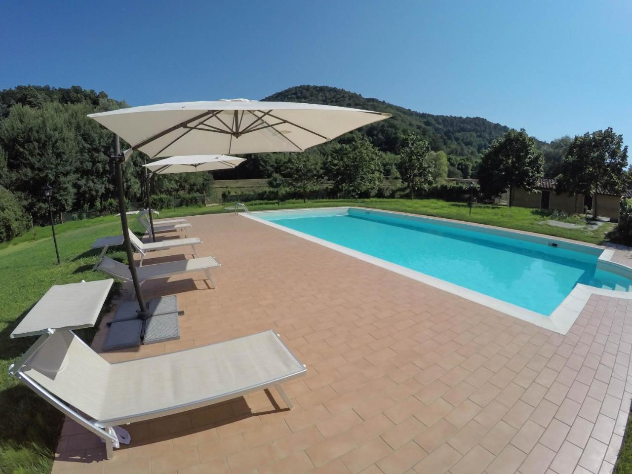 Casale La Fata -Tipico Toscano Immerso Nelle Colline Tra Lucca E Versilia, 6 Appartamenti Indipendenti Camaiore Exteriér fotografie